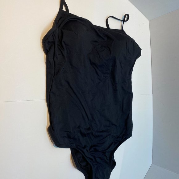 NWT Beach Couture Black Tank One-Piece Swimsuit - Picture 3 of 6